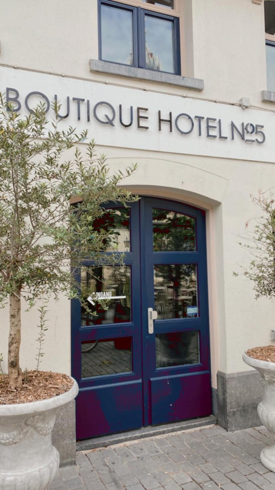 Boutique Hotel No5 贝亨奥普佐姆 外观 照片